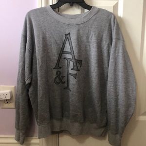 Abercrombie & Fitch Crewneck